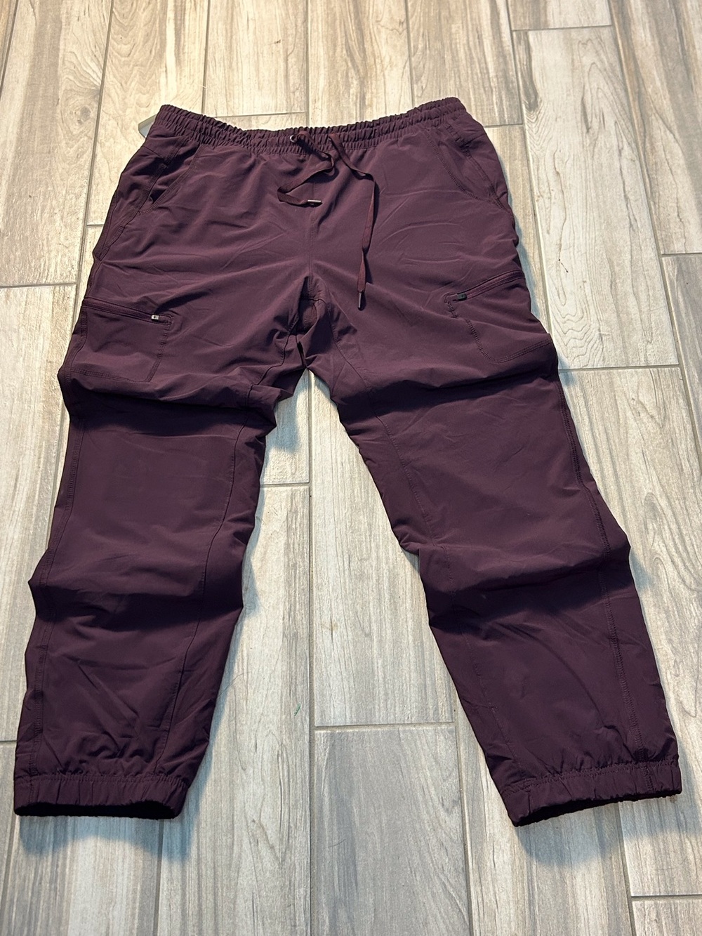 NWT Eddie Bauer Women’s Elastic Waist Fleece Lined Jogger Pants Plum Sz 14